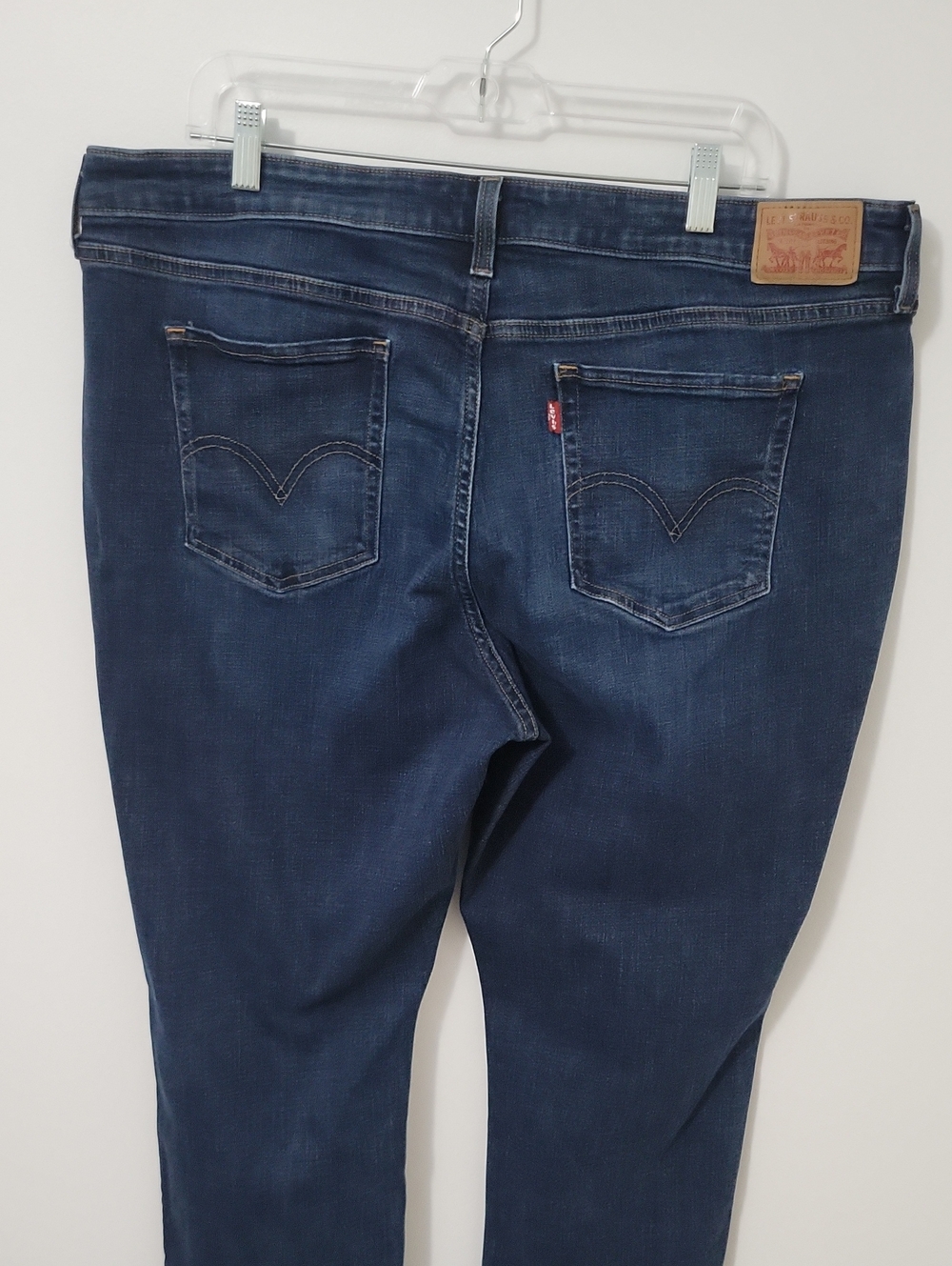 Levi's 414 Classic Straight Jeans, Size 22W - Picture 6 of 8